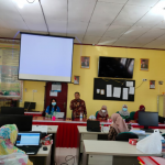 penutupan lokakarya SMAN 16 Padang tahun 2021 untuk mempersiapan proses pembelajaran tahun 2021/2022