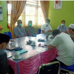 Pertemuan dengan Bapak Maigus Nasir ( DPRD Kota Padang), Tim Dinas Pendidikan dan PU dalam rangka serah terima Bantuan pembangunan pagar diSMAN 16 Padang